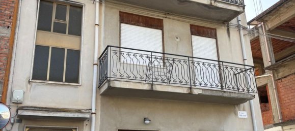 5 bedrooms Apartment in Barcellona Pozzo di Gotto, Italy No. 322536 23