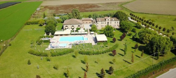 15 bedrooms House in Ferrara, Italy No. 374873 2