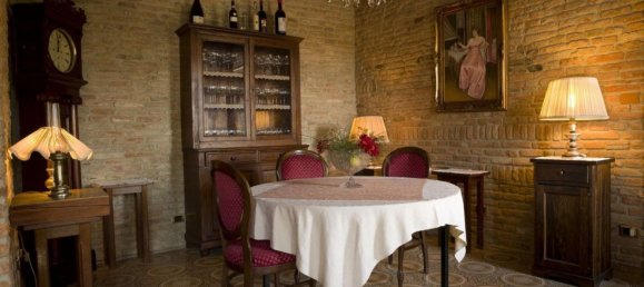 15 bedrooms House in Ferrara, Italy No. 374873 18