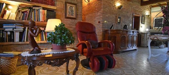 15 bedrooms House in Ferrara, Italy No. 374873 14