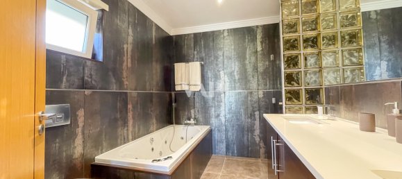 4 bedrooms Villa in Albufeira, Portugal No. 125547 14