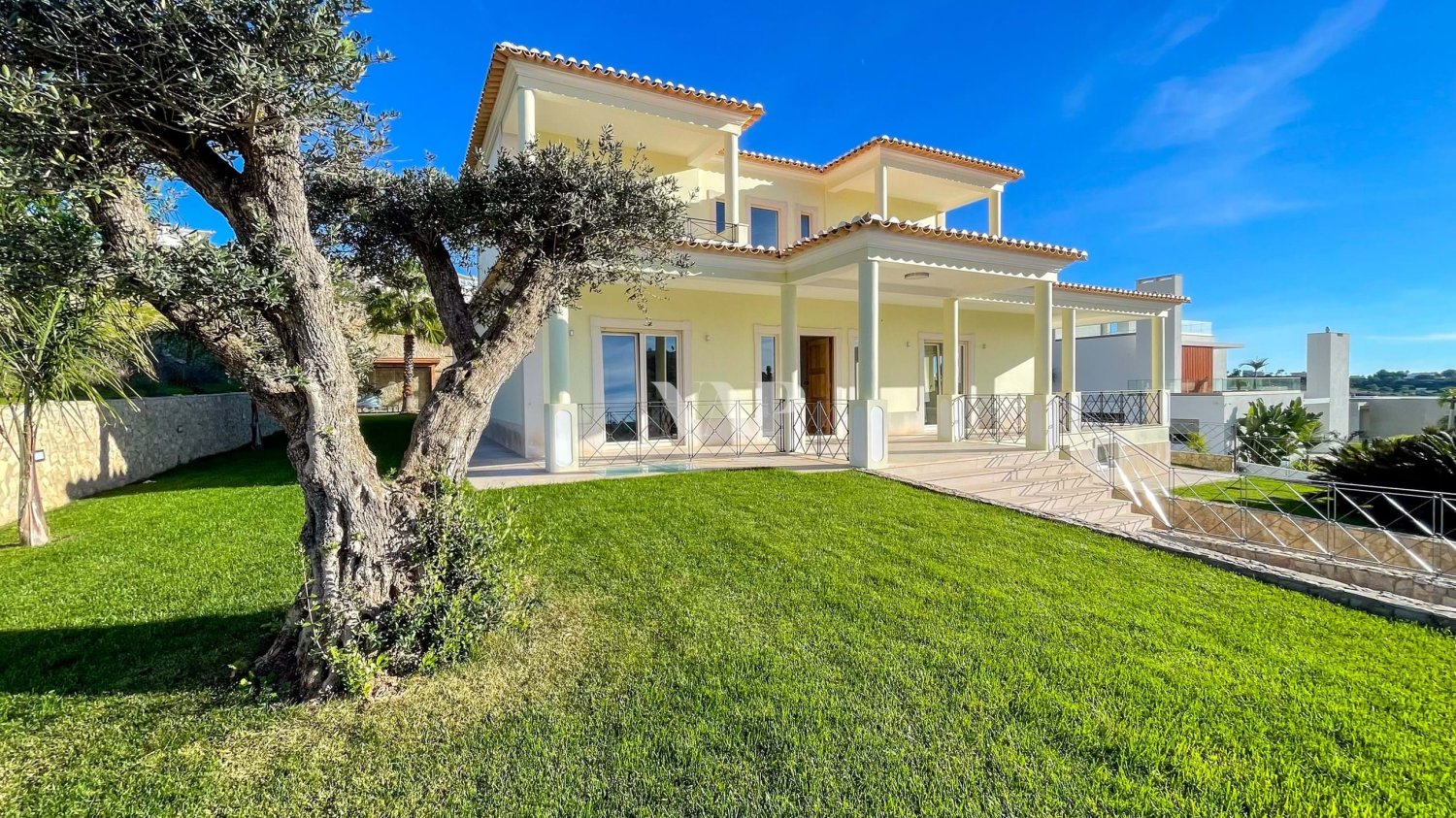 4 bedrooms Villa in Albufeira, Portugal No. 125547