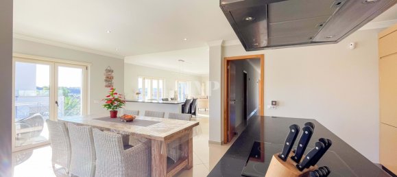 4 bedrooms Villa in Albufeira, Portugal No. 125547 11