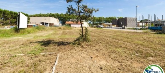 564m² Land in Garriguella, Spain No. 73565 2