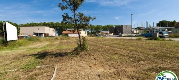 564m² Land in Garriguella, Spain No. 73565 4