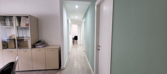 4-Zimmer Wohnung in Palermo, Italy, Nr. 46073 3