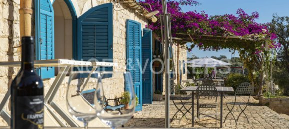 6 bedrooms House in Modica, Italy No. 131948 25