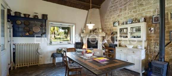 6 bedrooms House in Modica, Italy No. 131948 9