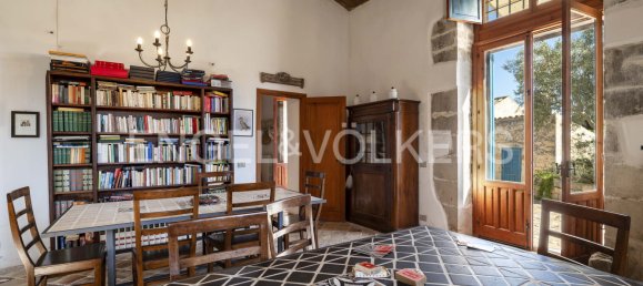 6 bedrooms House in Modica, Italy No. 131948 31