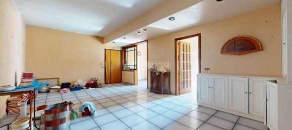 Квартира с 2 спальнями в Бари, Италия № 90071 4