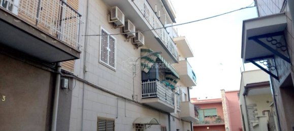 Квартира с 2 спальнями в Бари, Италия № 90071 25