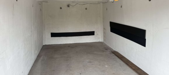 Parkplatz in Leipzig, Germany, Nr. 260534 6