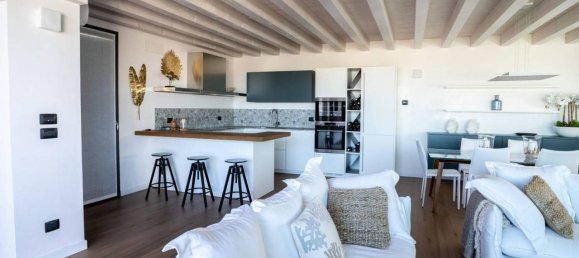 5غرفة بانتهاوس في Udine, Italy رقم 80131 4