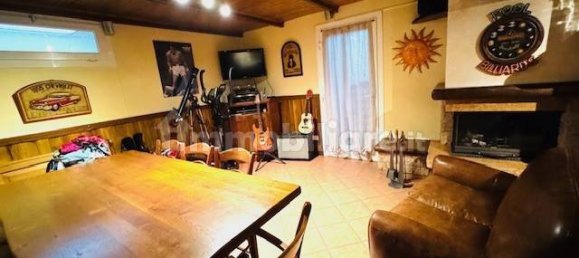 3 bedrooms Villa in Villa Guardia, Italy No. 273601 24
