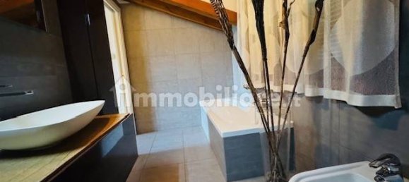 3 bedrooms Villa in Villa Guardia, Italy No. 273601 21