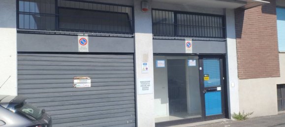 2 rooms Commercial property in Cinisello Balsamo, Italy No. 92697 3