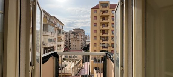 3 bedrooms Apartment in Palermo, Italy No. 232490 23