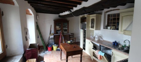 Вилла с 6 комнатами в Лоро Чуффенна, Италия № 234115 7