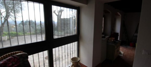 Вилла с 6 комнатами в Лоро Чуффенна, Италия № 234115 9