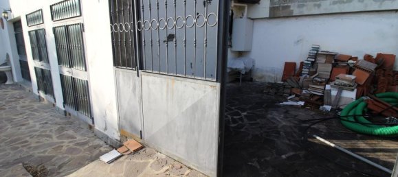 Вилла с 6 комнатами в Лоро Чуффенна, Италия № 234115 34