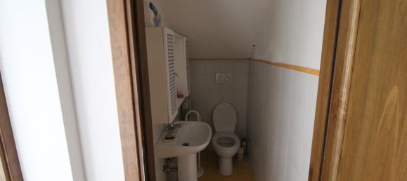 Вилла с 6 комнатами в Лоро Чуффенна, Италия № 234115 8