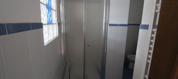 Вилла с 6 комнатами в Лоро Чуффенна, Италия № 234115 22