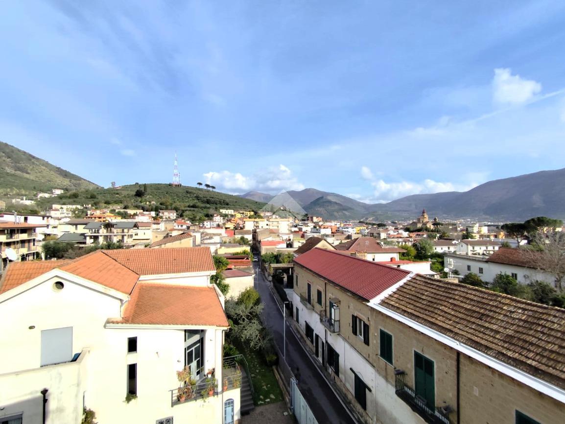 4غرفة بانتهاوس في Santa Maria a Vico, Italy رقم 15146