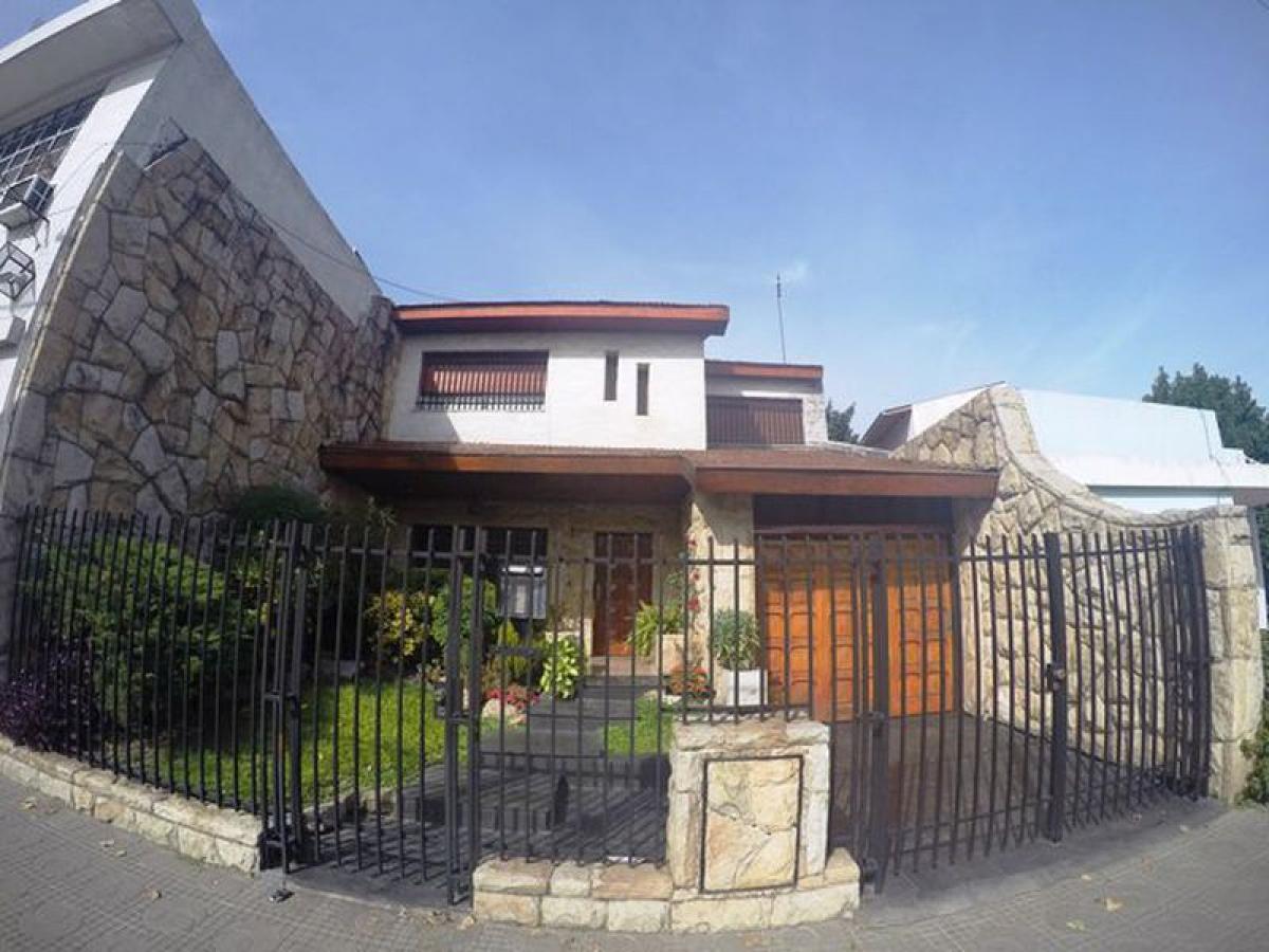 3 bedrooms House in Bermudez, Argentina No. 15843