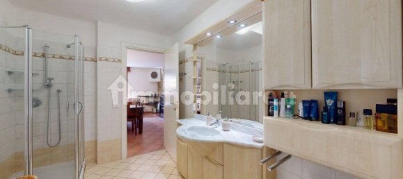 Villa T4 em Lavena Ponte Tresa, Italy N.º 73410 22