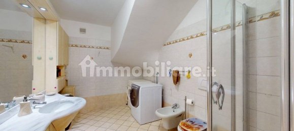 Villa T4 em Lavena Ponte Tresa, Italy N.º 73410 23