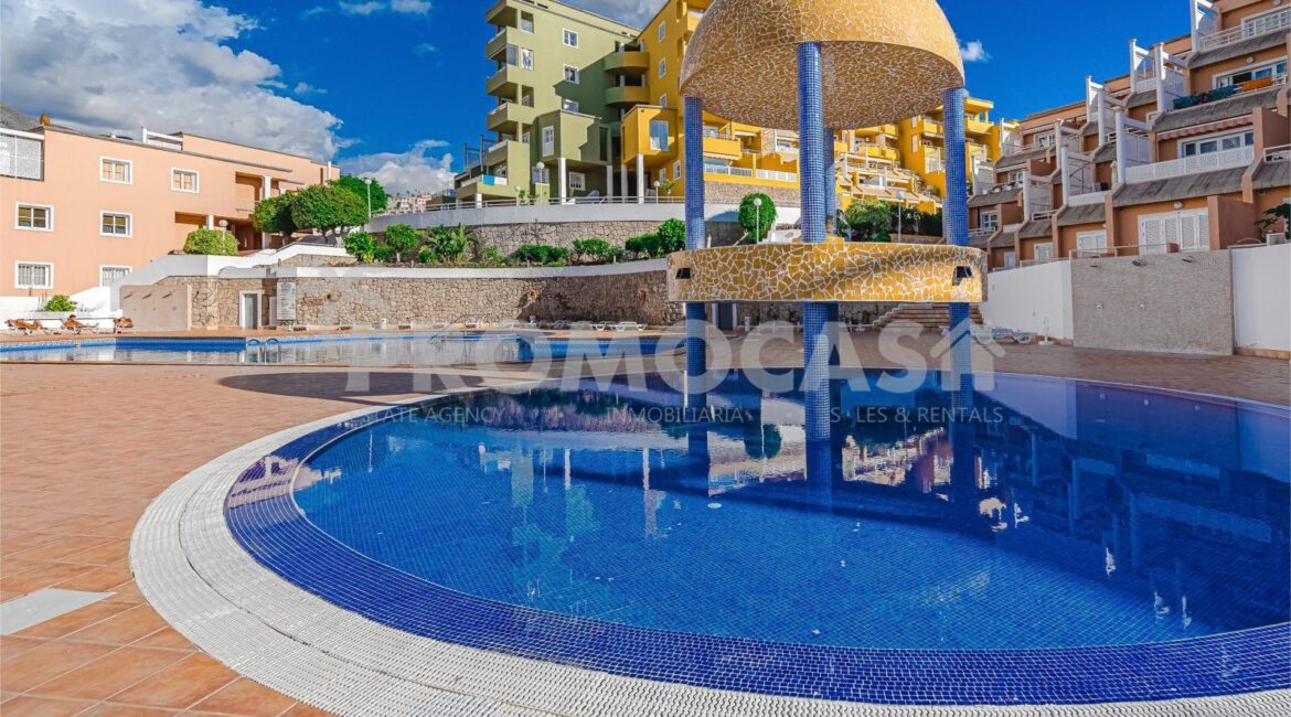 1 bedroom Apartment in Adeje, Spain No. 109666