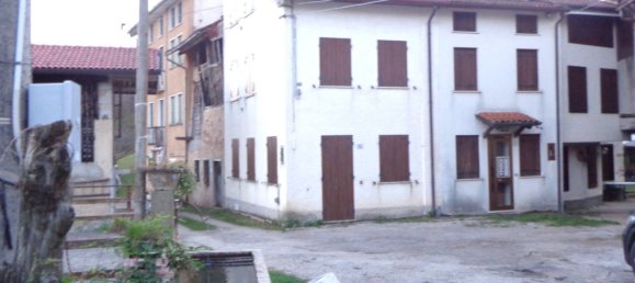 4 bedrooms House in Recoaro Terme, Italy No. 315306 2