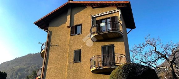 3-salle Appartement à Domaso, Italy No. 213074 2