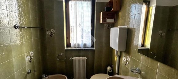 3-salle Appartement à Domaso, Italy No. 213074 16