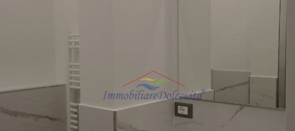 4 rooms Apartment in Florence, Italy No. 35510 21