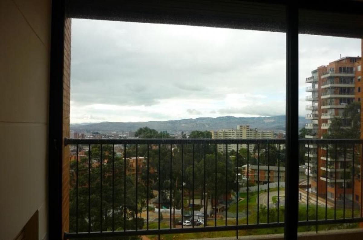 3 bedrooms House in Bogota, Colombia No. 13761