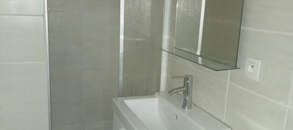 Studio in Toulon, France No. 343568 3