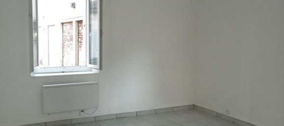 Studio in Toulon, France No. 343568 4