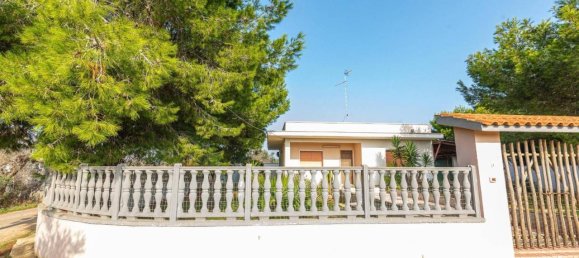 Вилла с 4 комнатами в Porto Cesareo, Италия № 77251 3