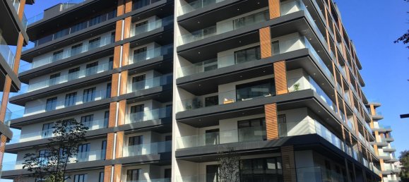 3 bedrooms Property in Yomra, Turkey No. 22679 5