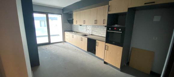 3 bedrooms Property in Yomra, Turkey No. 22679 18