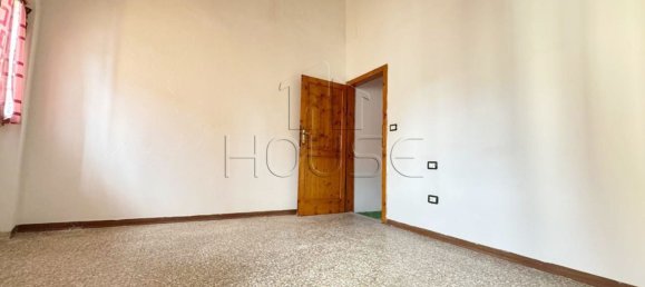 3 Schlafzimmer Wohnung in Sansepolcro, Italy, Nr. 331917 3