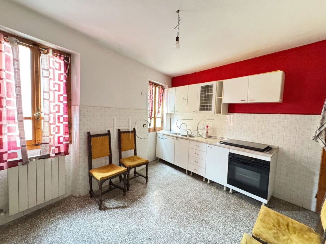 3 Schlafzimmer Wohnung in Sansepolcro, Italy, Nr. 331917