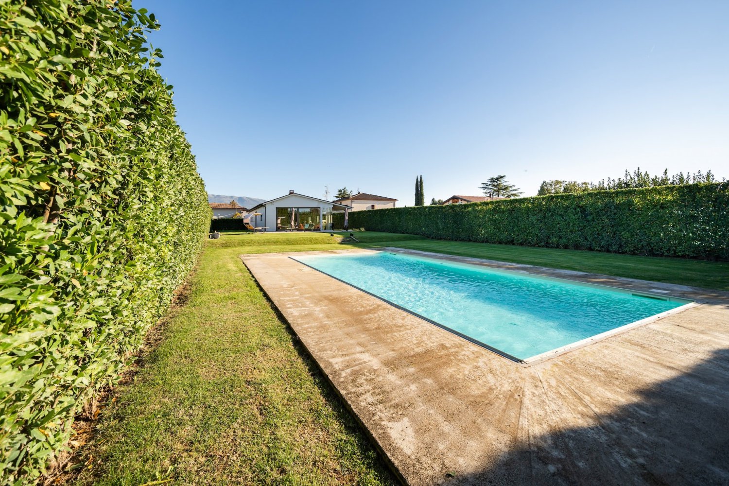 3 bedrooms Villa in Foligno, Italy No. 105551