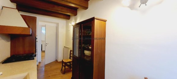 Квартира с 6 комнатами в Асколи Пичено, Италия № 8296 11