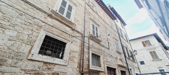 Квартира с 6 комнатами в Асколи Пичено, Италия № 8296 30