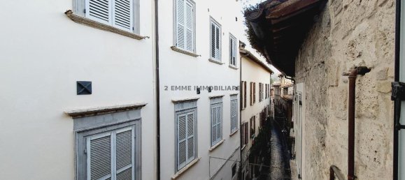 Квартира с 6 комнатами в Асколи Пичено, Италия № 8296 14