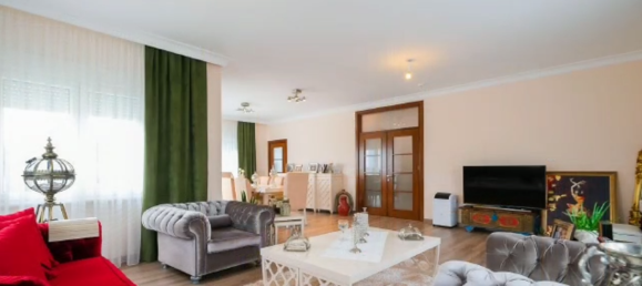 Villa 6+1 in Istanbul, Turkey No. 25186 6