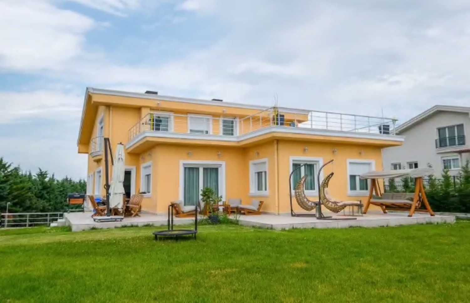 Villa 6+1 in Istanbul, Turkey No. 25186