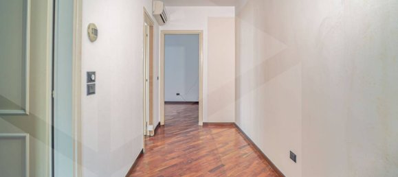 Apartamento de 3 habitaciónes en Bari, Italy No. 20293 4